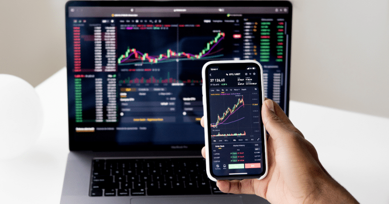 What is Exponential Moving Average Crossover Strategy